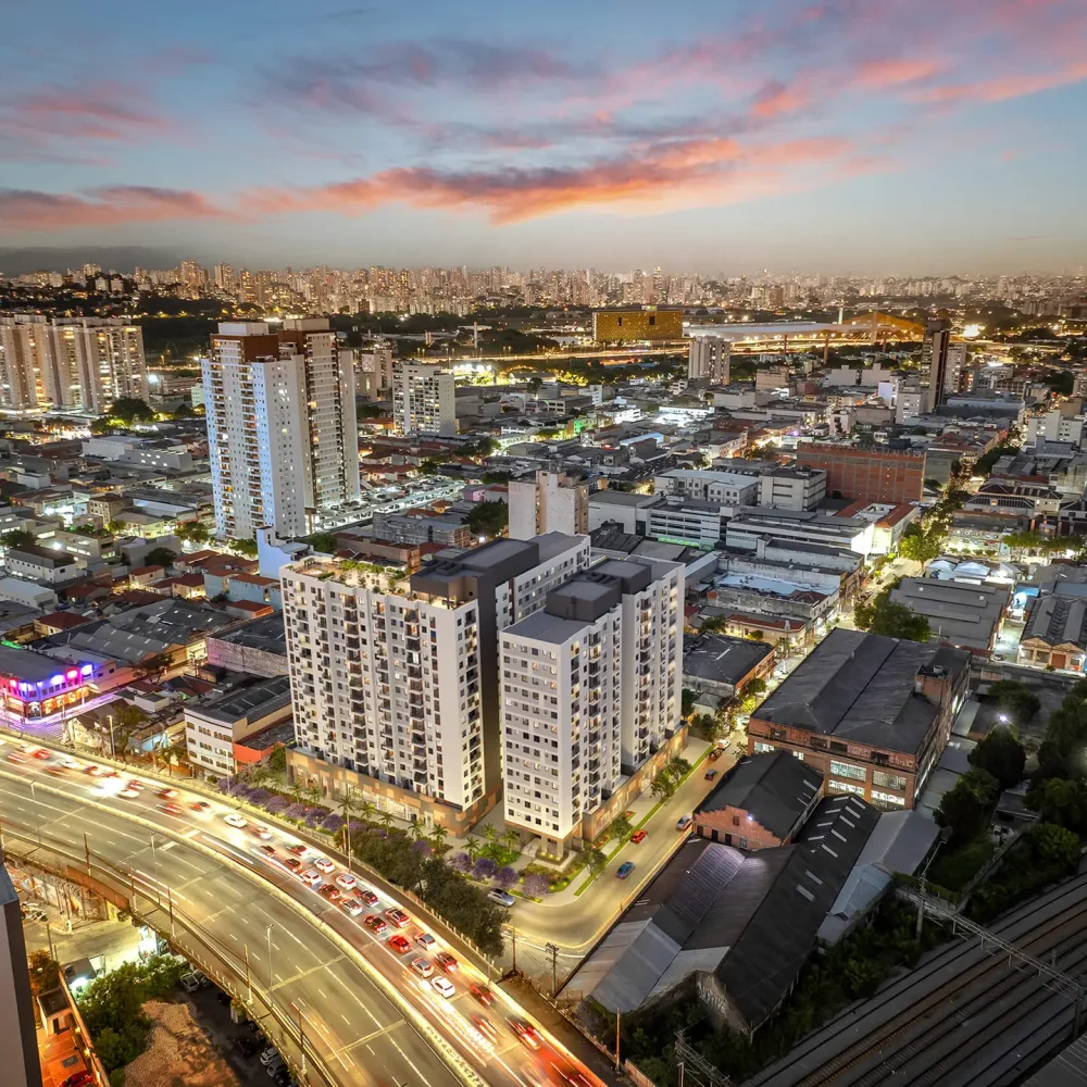 Apartamento de 2 dormitórios no Bom Retiro Zona Oeste São Paulo com sacada e lazer completo