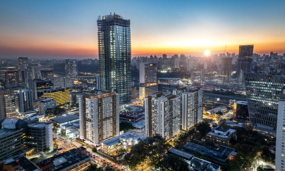 Apartamento de 2 dormitórios na Chácara Santo Antônio Zona Sul São Paulo com vaga sacada e lazer completo