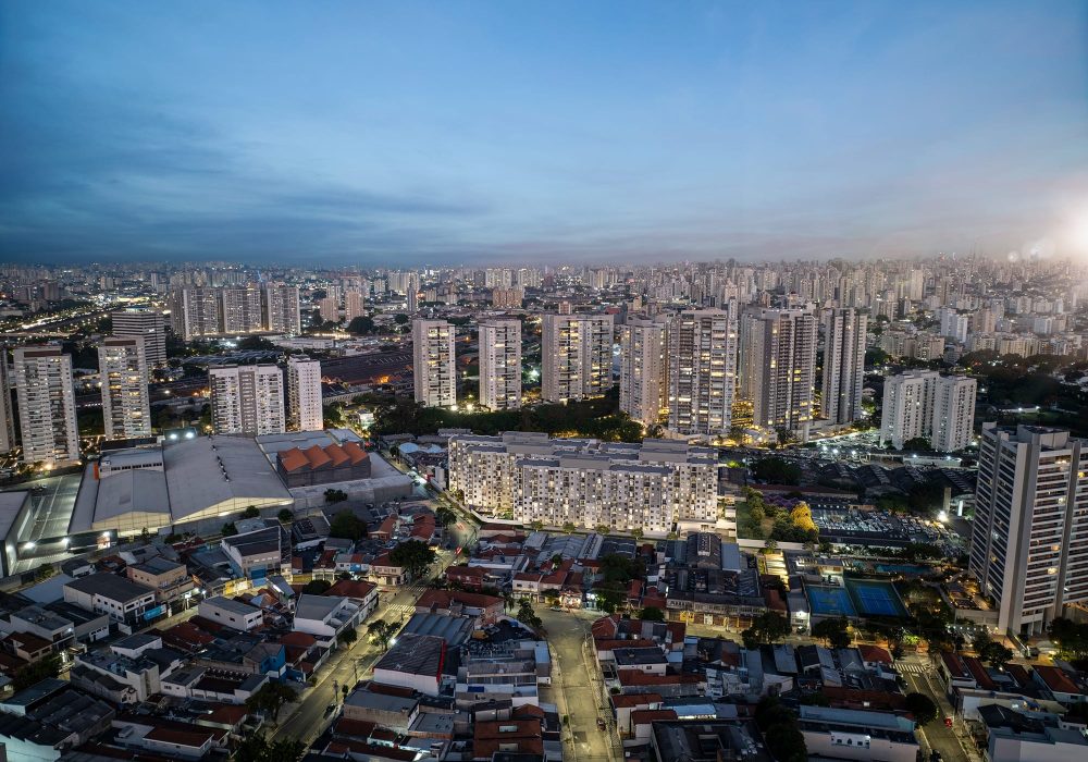 Apartamento de 2 dormitórios na Lapa Zona Oeste São Paulo com sacada e lazer completo